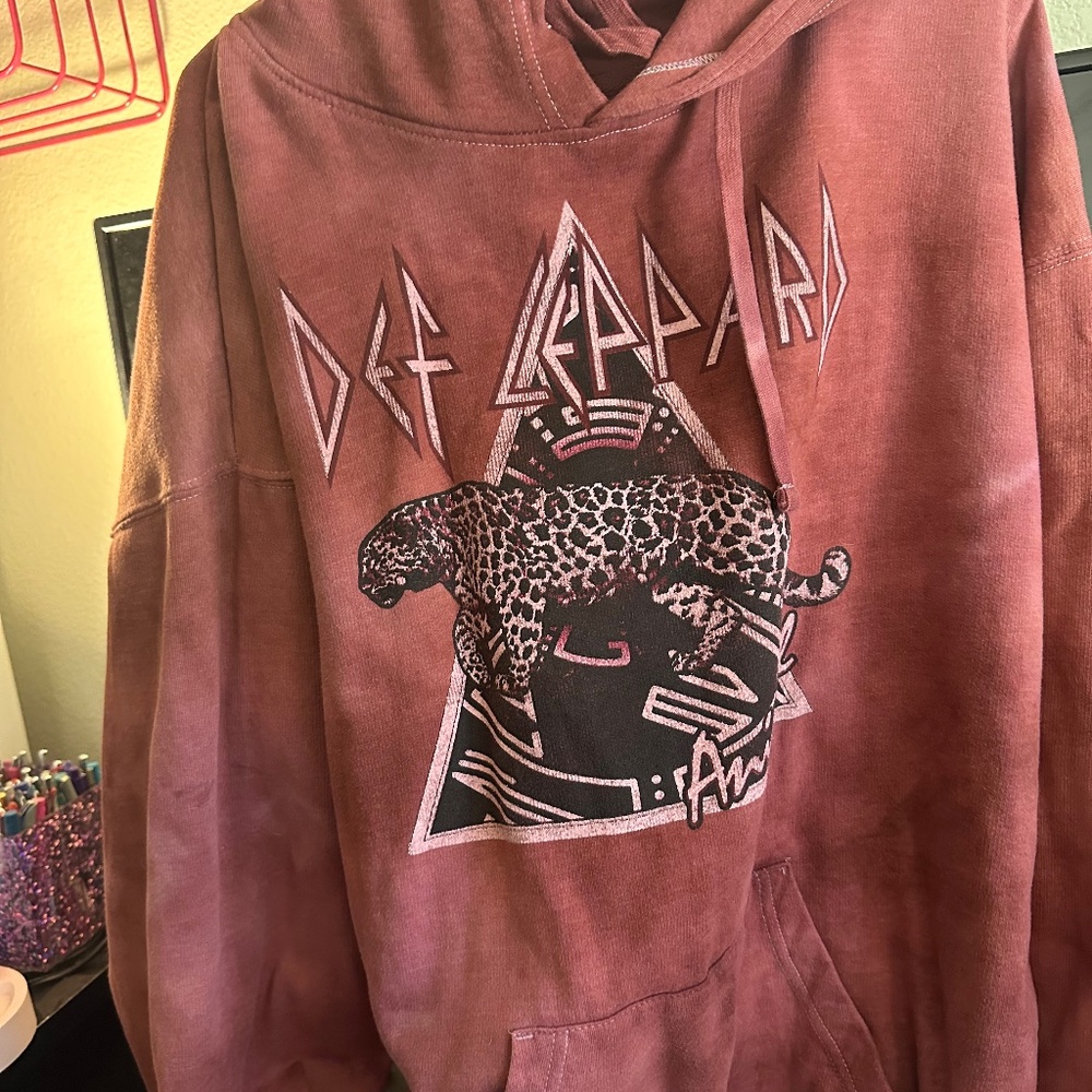 Def leopard sweatshirt size 3x women’s